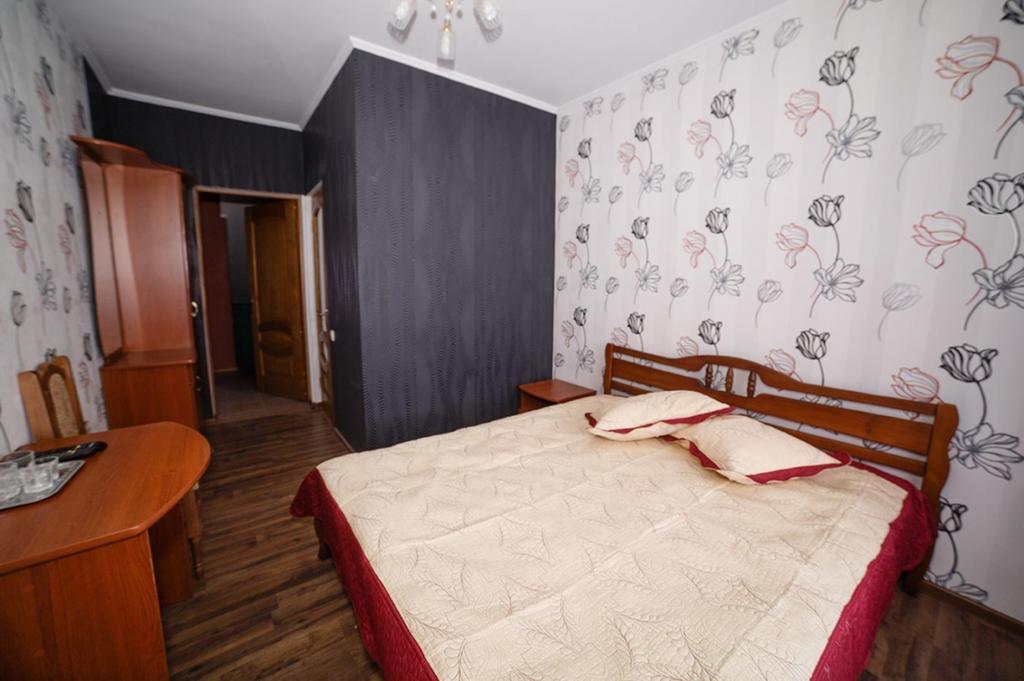 Corner House Hotel Lutsk Luaran gambar
