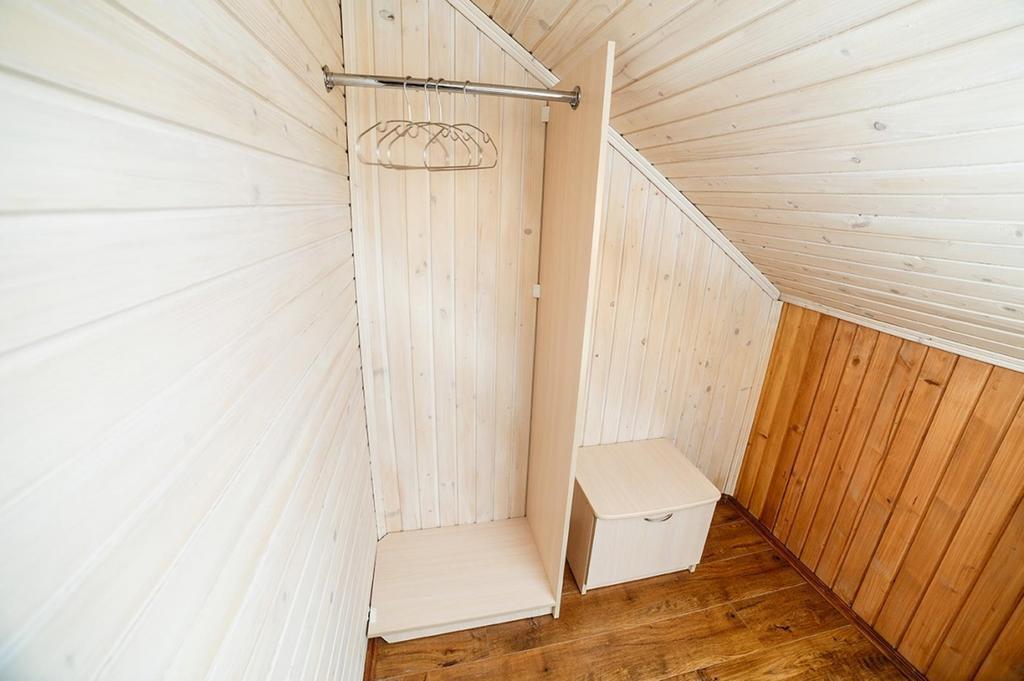 Corner House Hotel Lutsk Luaran gambar
